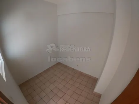 Alugar Apartamento / Padr&atilde;o em S&atilde;o Jos&eacute; do Rio Preto R$ 1.300,00 - Foto 14