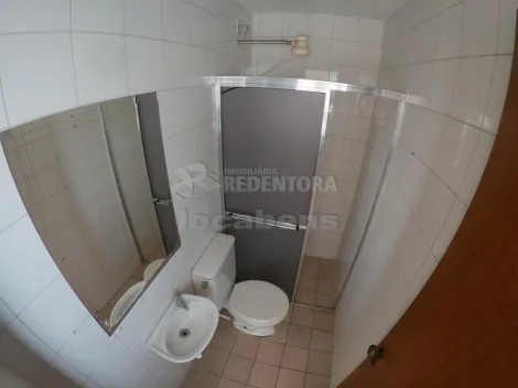 Alugar Apartamento / Padr&atilde;o em S&atilde;o Jos&eacute; do Rio Preto R$ 1.300,00 - Foto 15