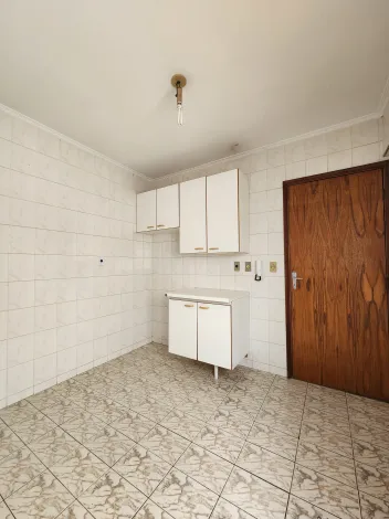 Alugar Apartamento / Padr&atilde;o em S&atilde;o Jos&eacute; do Rio Preto R$ 900,00 - Foto 3