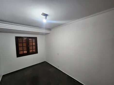 Alugar Casa / Padr&atilde;o em S&atilde;o Jos&eacute; do Rio Preto R$ 3.900,00 - Foto 16