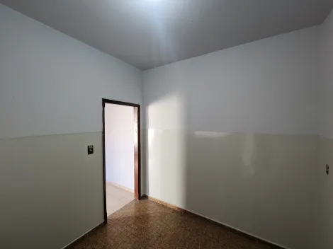 Alugar Casa / Padr&atilde;o em S&atilde;o Jos&eacute; do Rio Preto R$ 700,00 - Foto 2