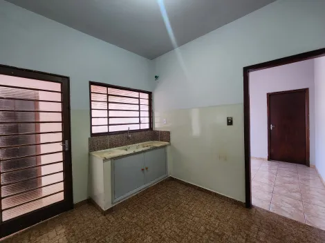 Alugar Casa / Padr&atilde;o em S&atilde;o Jos&eacute; do Rio Preto R$ 700,00 - Foto 3