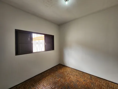Alugar Casa / Padr&atilde;o em S&atilde;o Jos&eacute; do Rio Preto R$ 750,00 - Foto 4