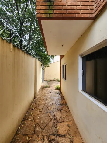 Alugar Casa / Sobrado em S&atilde;o Jos&eacute; do Rio Preto R$ 2.900,00 - Foto 23