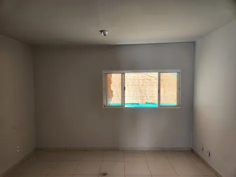 Alugar Apartamento / Padr&atilde;o em S&atilde;o Jos&eacute; do Rio Preto. apenas R$ 880,00