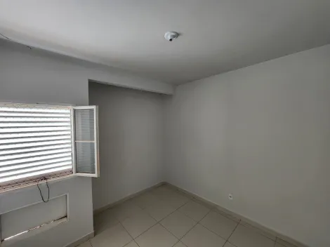 Alugar Apartamento / Padr&atilde;o em S&atilde;o Jos&eacute; do Rio Preto R$ 880,00 - Foto 8