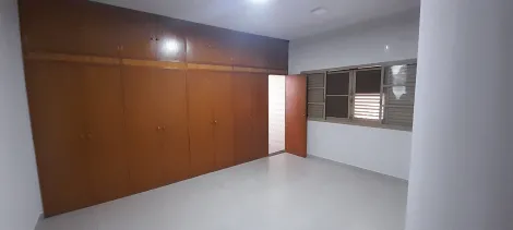 Alugar Casa / Padr&atilde;o em S&atilde;o Jos&eacute; do Rio Preto R$ 3.200,00 - Foto 6