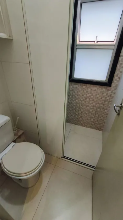 Alugar Apartamento / Padr&atilde;o em S&atilde;o Jos&eacute; do Rio Preto R$ 1.843,00 - Foto 14