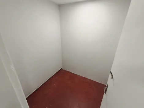 Alugar Casa / Padr&atilde;o em S&atilde;o Jos&eacute; do Rio Preto R$ 3.800,00 - Foto 2