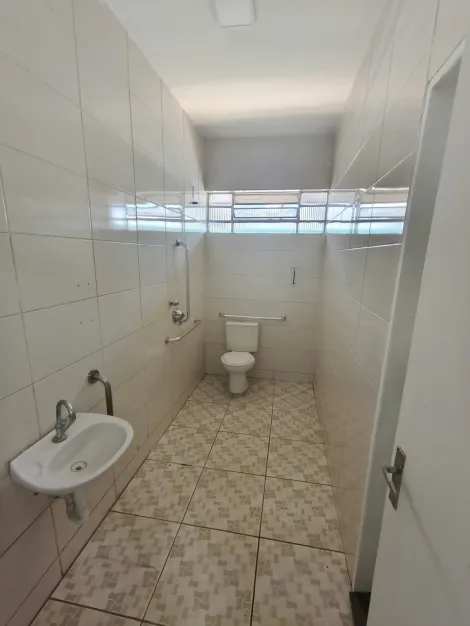 Alugar Casa / Padr&atilde;o em S&atilde;o Jos&eacute; do Rio Preto R$ 3.800,00 - Foto 12