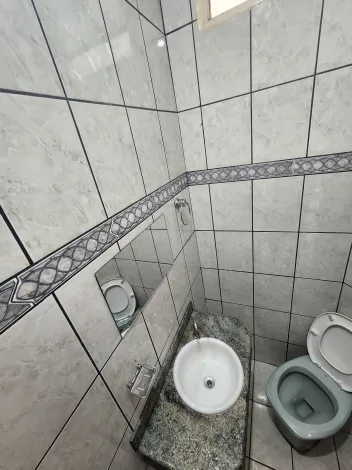 Alugar Casa / Sobrado em S&atilde;o Jos&eacute; do Rio Preto R$ 2.400,00 - Foto 5