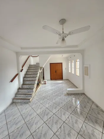 Alugar Casa / Sobrado em S&atilde;o Jos&eacute; do Rio Preto R$ 2.400,00 - Foto 4