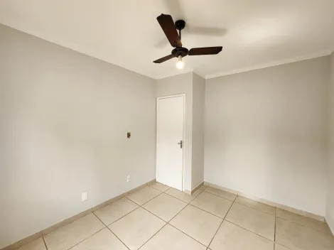 Alugar Casa / Padr&atilde;o em S&atilde;o Jos&eacute; do Rio Preto R$ 1.800,00 - Foto 7