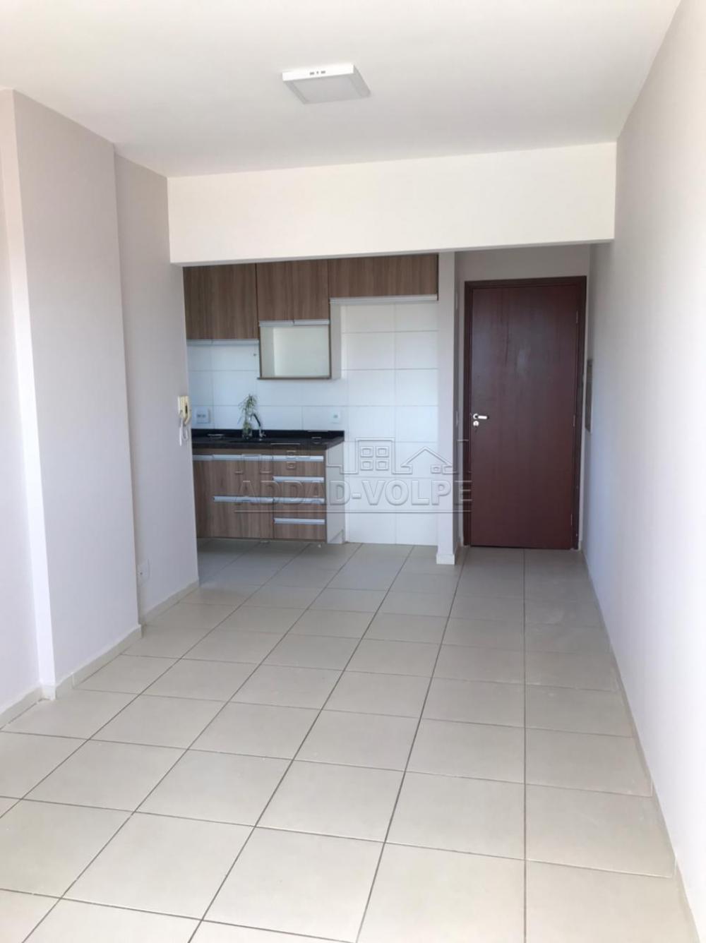 Alugar Apartamento / Padr&atilde;o em Bauru R$ 1.400,00 - Foto 2
