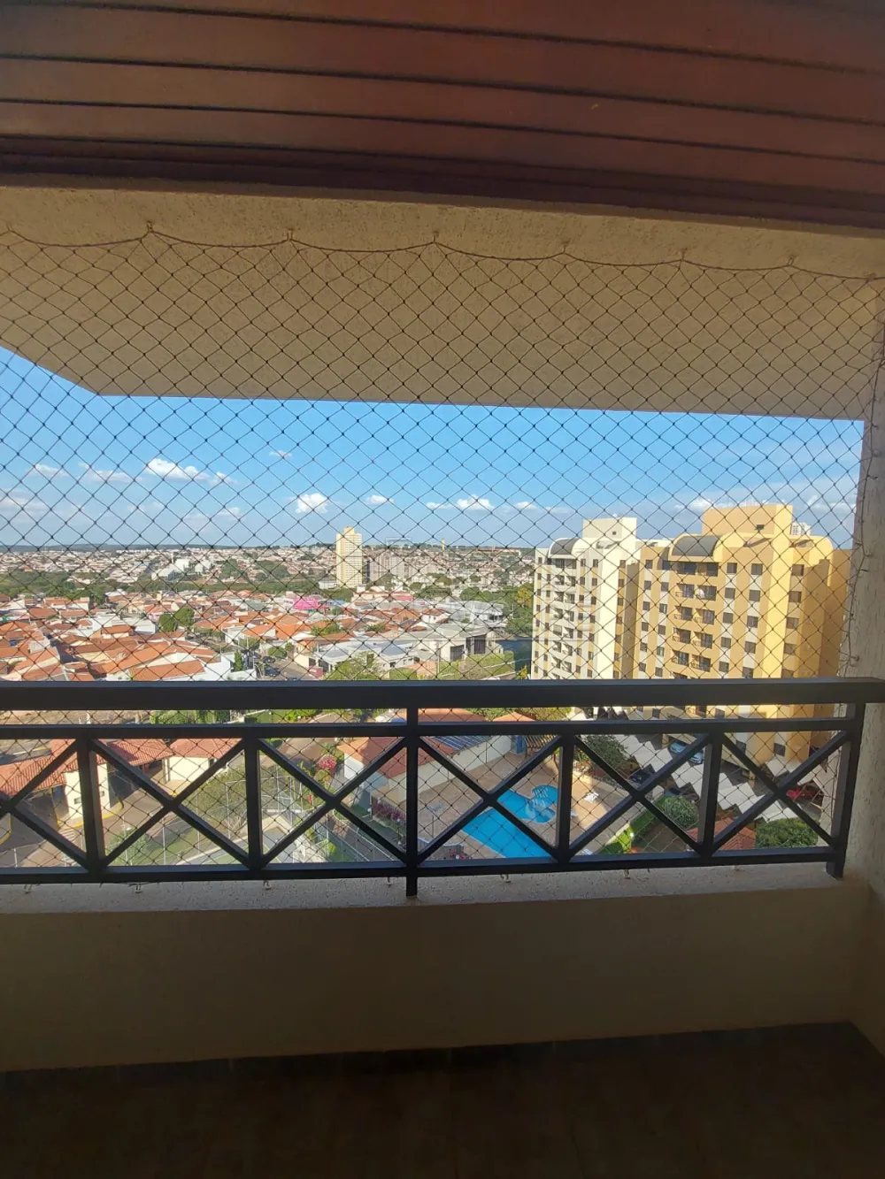 Comprar Apartamento / Padr&atilde;o em Bauru R$ 450.000,00 - Foto 4