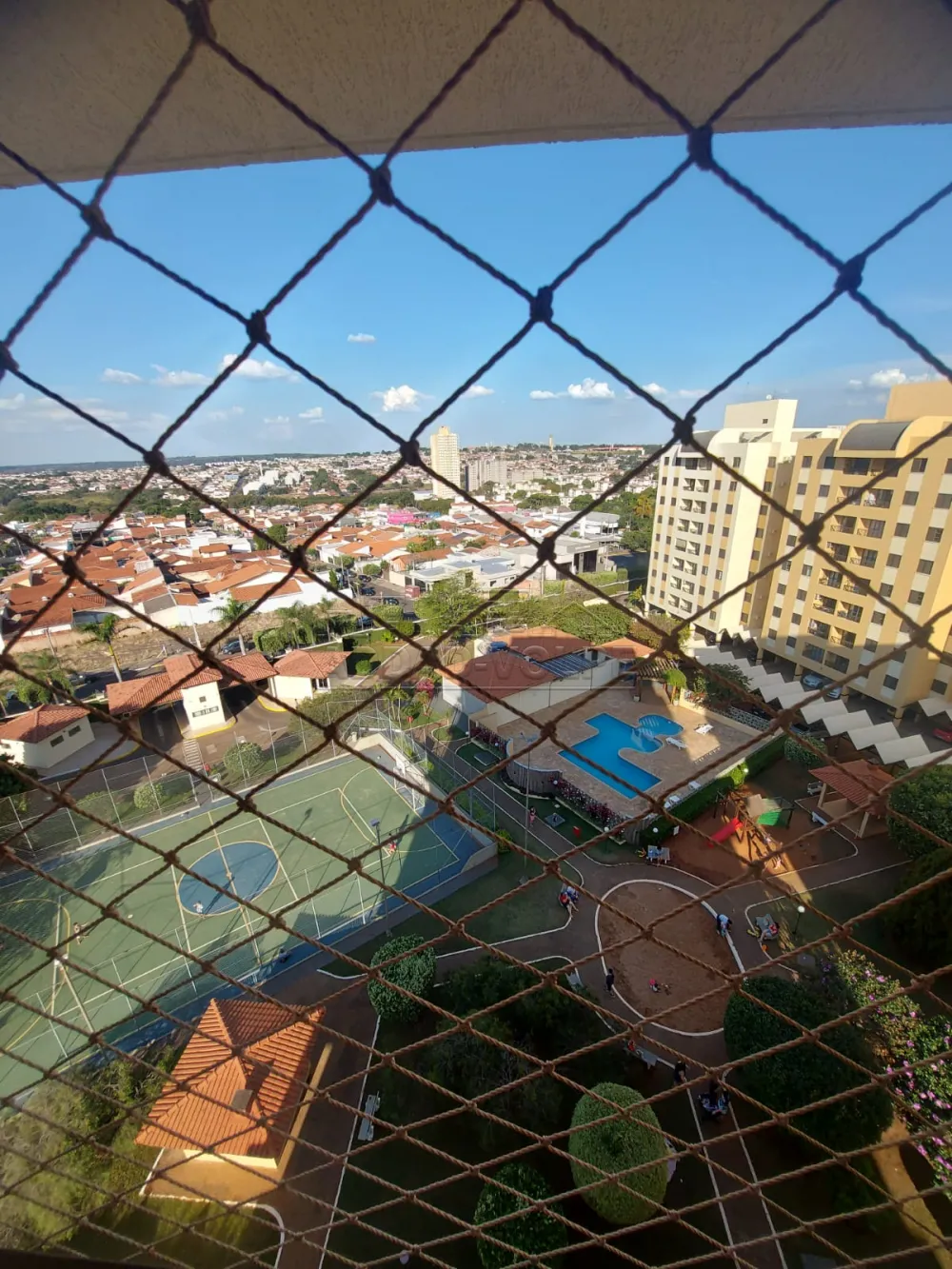 Comprar Apartamento / Padr&atilde;o em Bauru R$ 450.000,00 - Foto 5