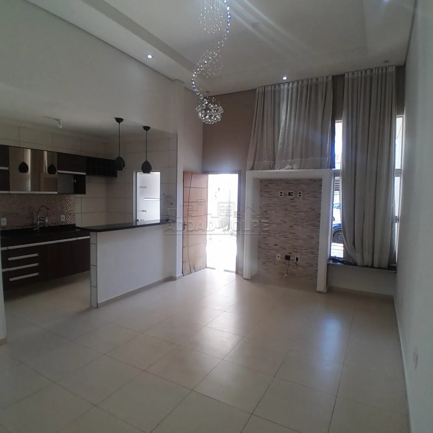 Alugar Casa / Padr&atilde;o em Bauru R$ 2.300,00 - Foto 1