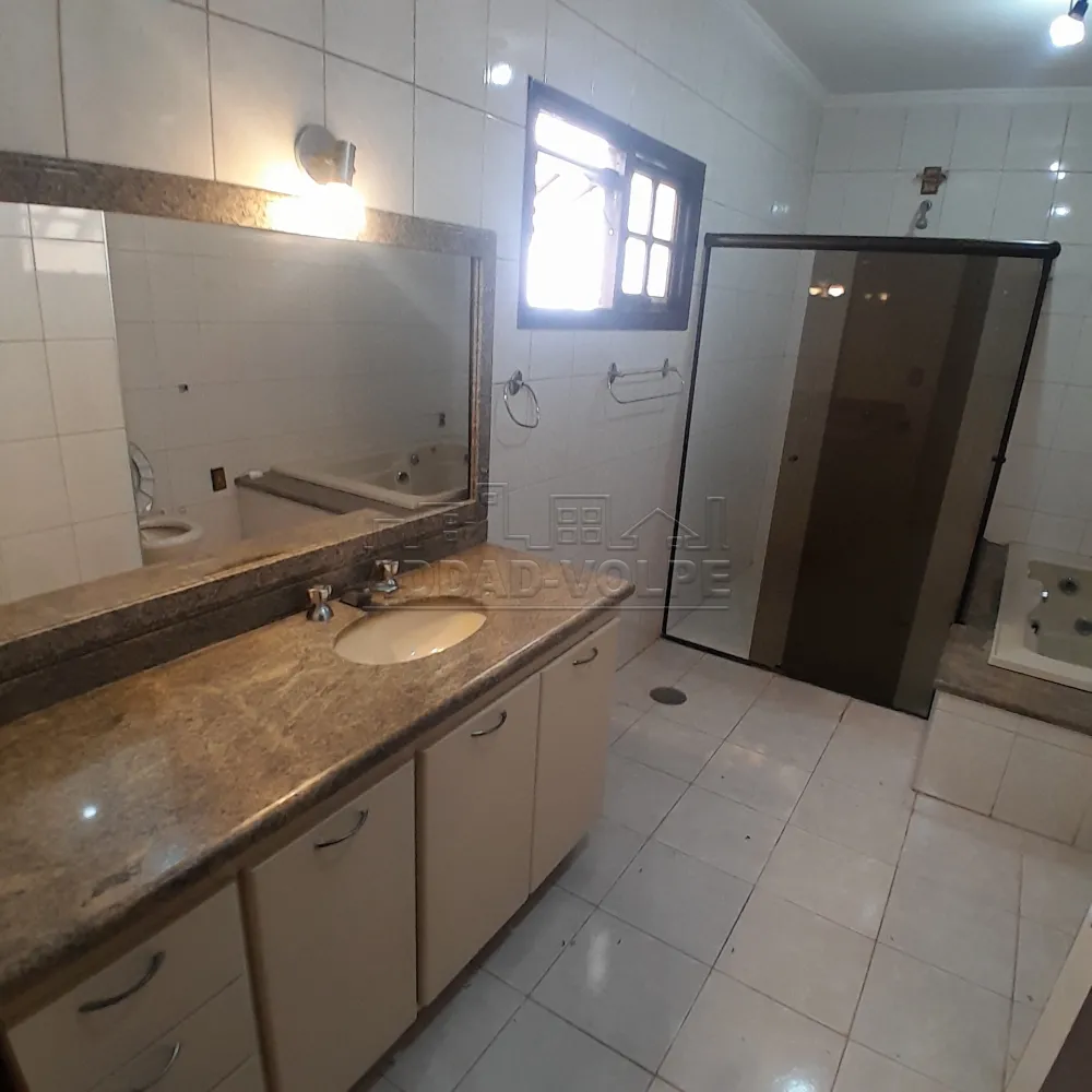 Alugar Casa / Sobrado em Bauru R$ 4.100,00 - Foto 15