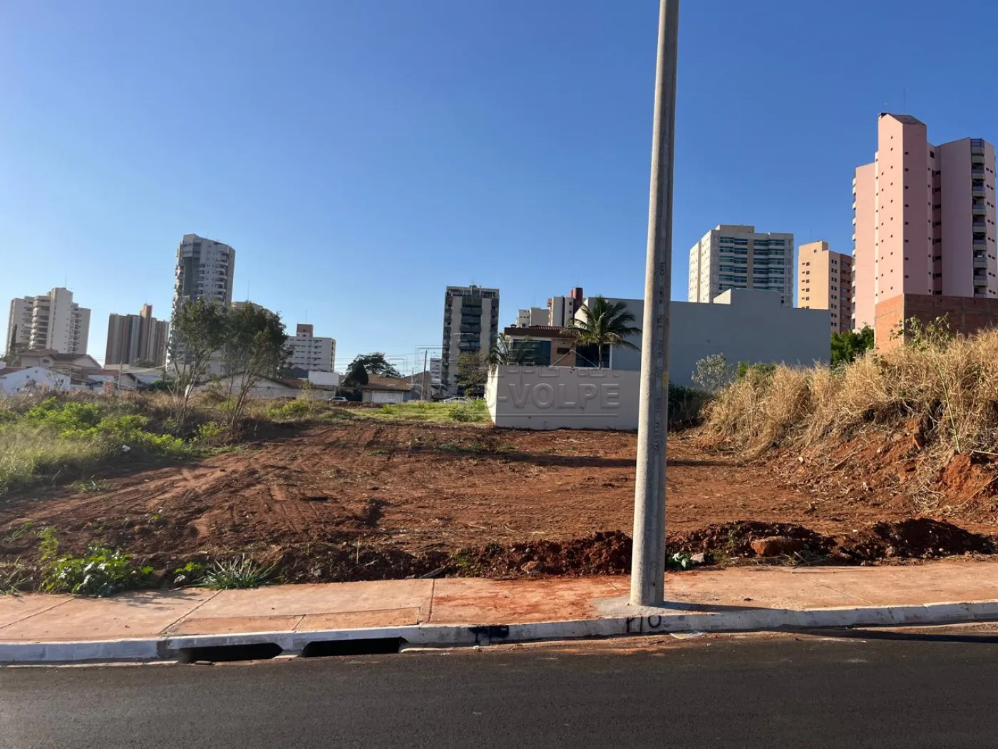 Comprar Terreno / Padr&atilde;o em Bauru R$ 1.160.000,00 - Foto 2