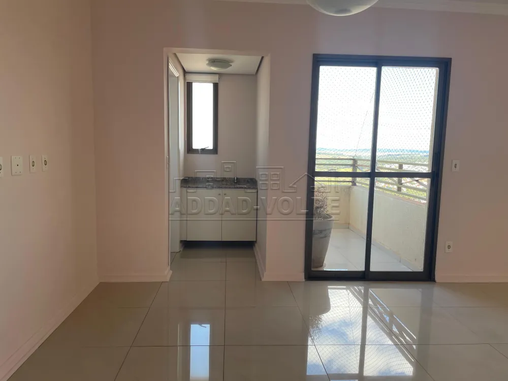 Alugar Apartamento / Padr&atilde;o em Bauru R$ 3.000,00 - Foto 4