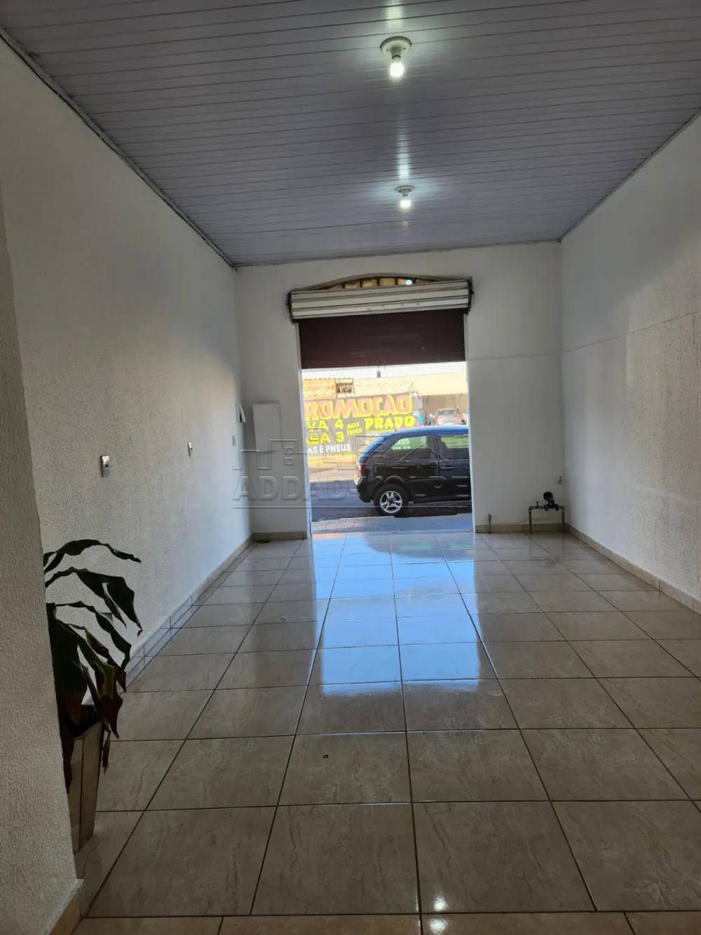 Alugar Comercial / Sala em Bauru R$ 1.000,00 - Foto 1