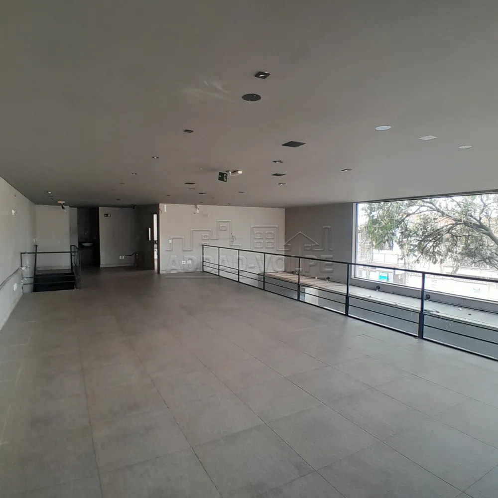 Alugar Comercial / Sal&atilde;o em Bauru R$ 15.000,00 - Foto 6