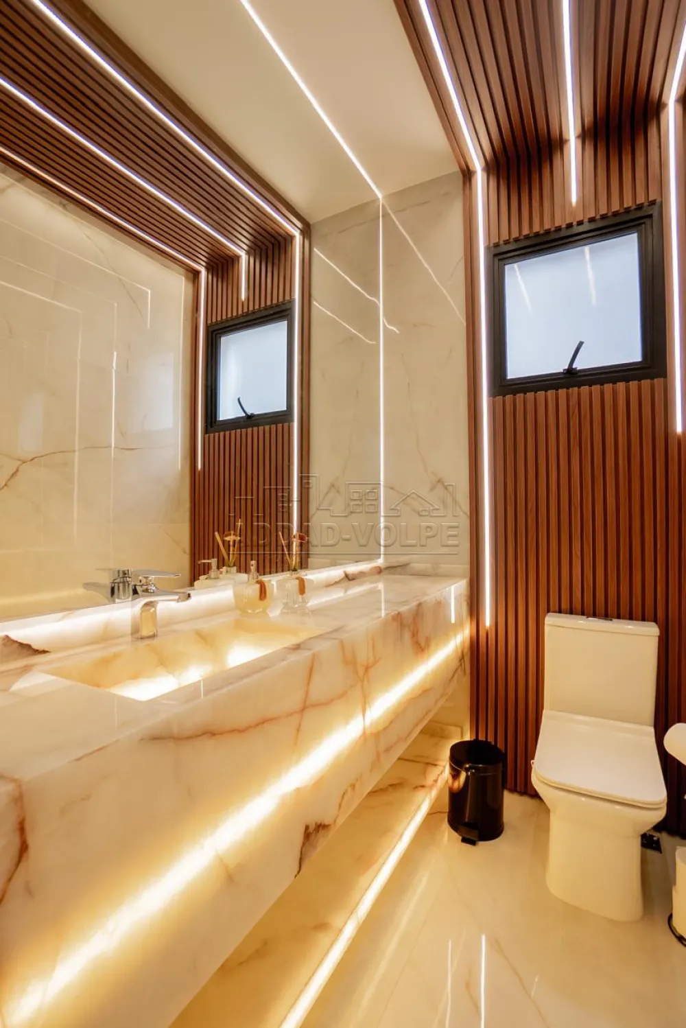 Comprar Casa / Condom&iacute;nio em Piratininga R$ 1.600.000,00 - Foto 17