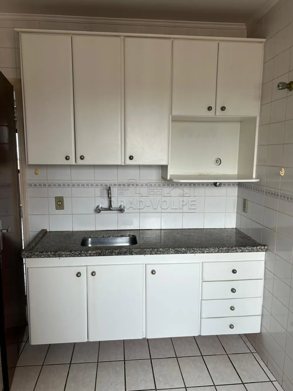 Alugar Apartamento / Padr&atilde;o em Bauru R$ 1.800,00 - Foto 4