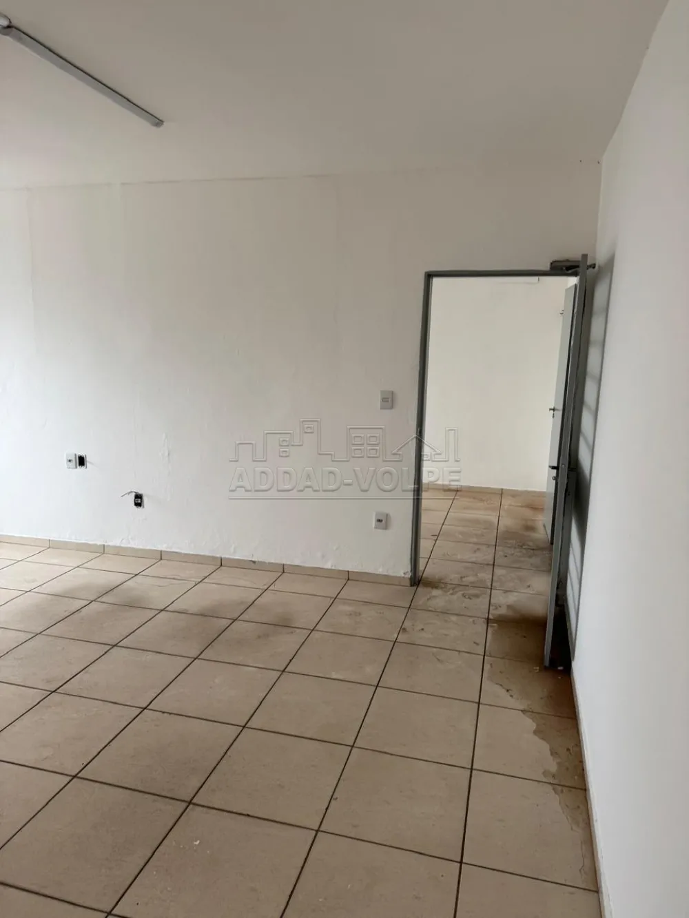 Alugar Comercial / Barrac&atilde;o em Bauru R$ 9.000,00 - Foto 6