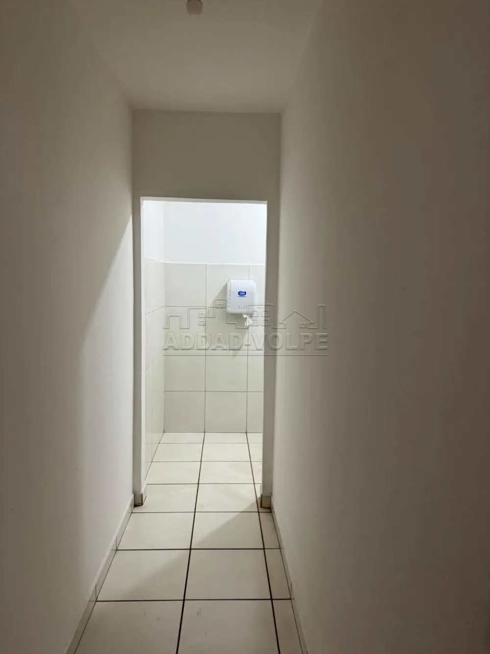 Alugar Comercial / Barrac&atilde;o em Bauru R$ 9.000,00 - Foto 16