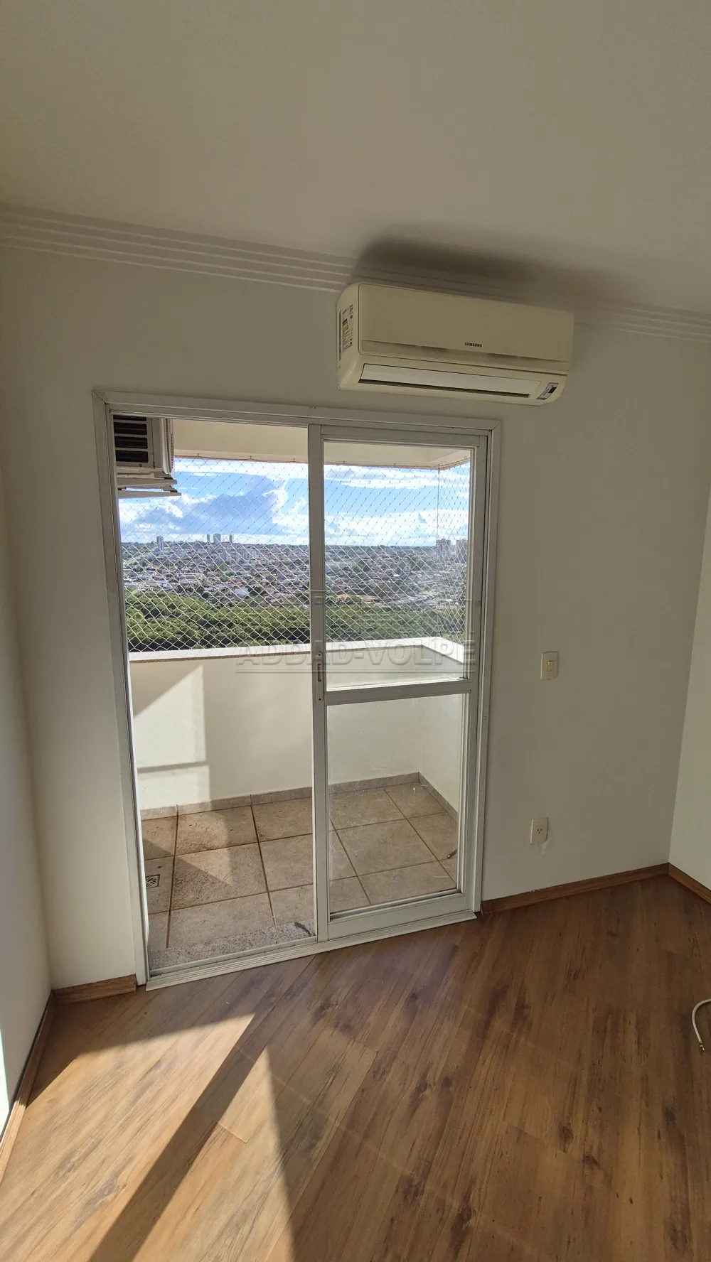 Comprar Apartamento / Padr&atilde;o em Bauru R$ 420.000,00 - Foto 2