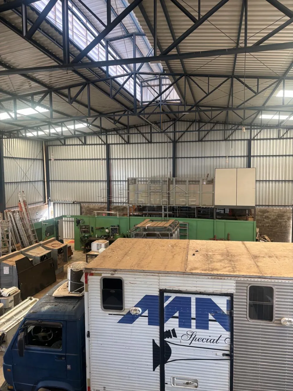 Alugar Comercial / Barrac&atilde;o em Bauru R$ 13.000,00 - Foto 4