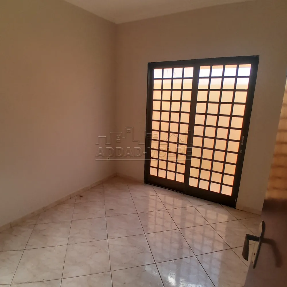 Alugar Casa / Padr&atilde;o em Bauru R$ 2.400,00 - Foto 3