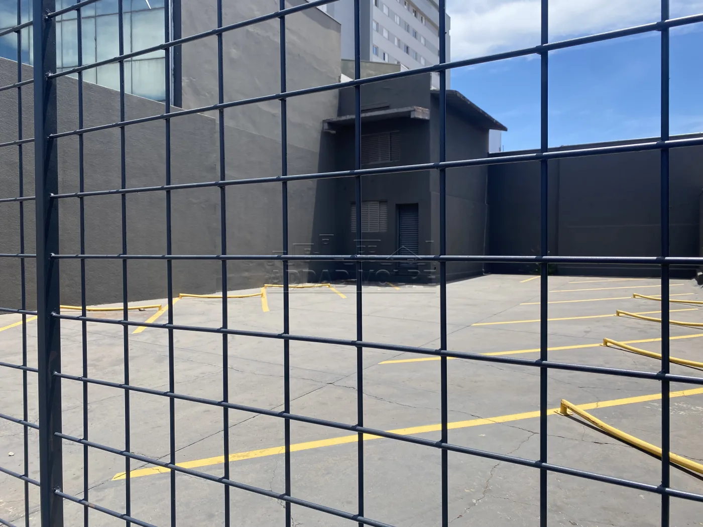 Alugar Comercial / Ponto Comercial em Bauru R$ 15.000,00 - Foto 24