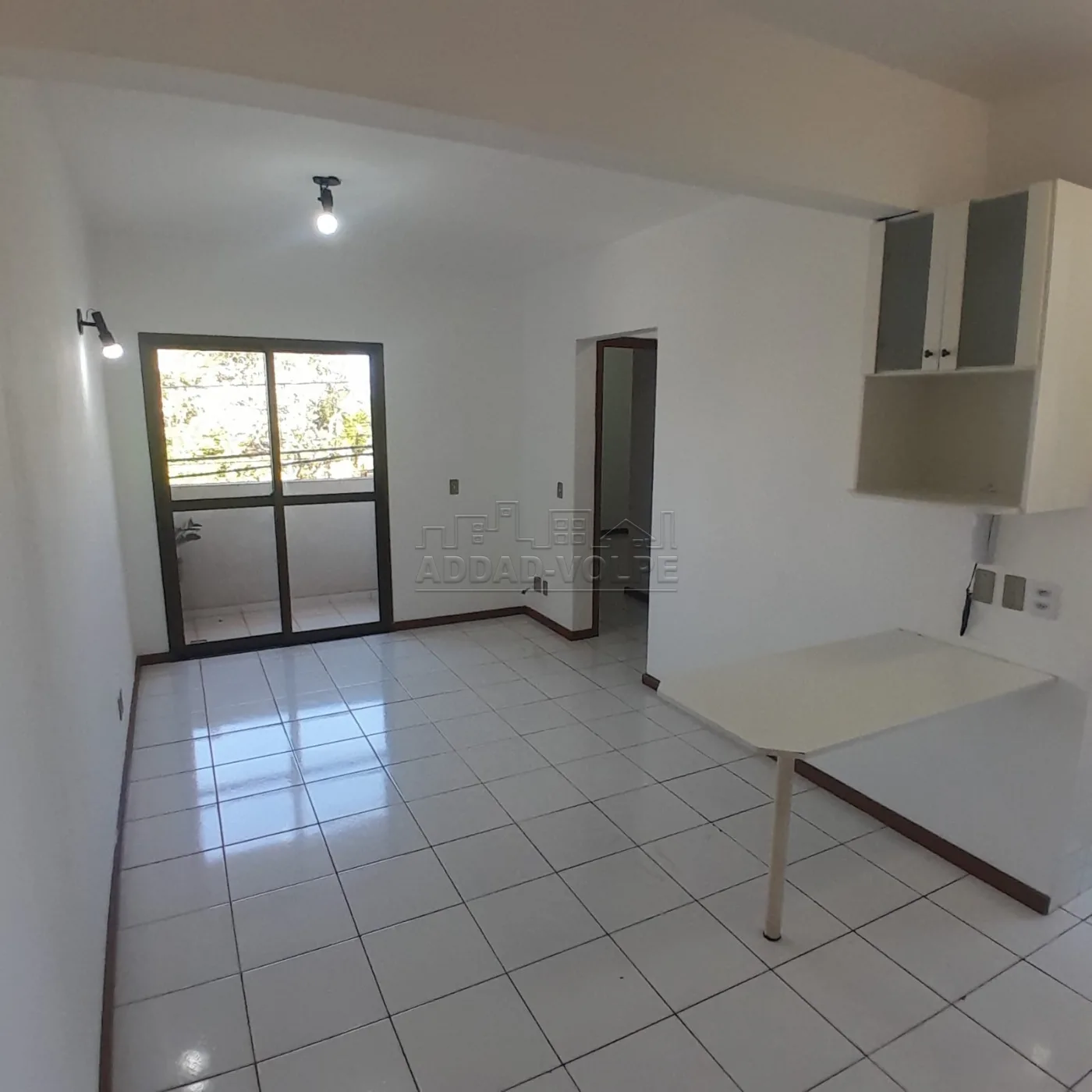 Alugar Apartamento / Padr&atilde;o em Bauru R$ 1.500,00 - Foto 3