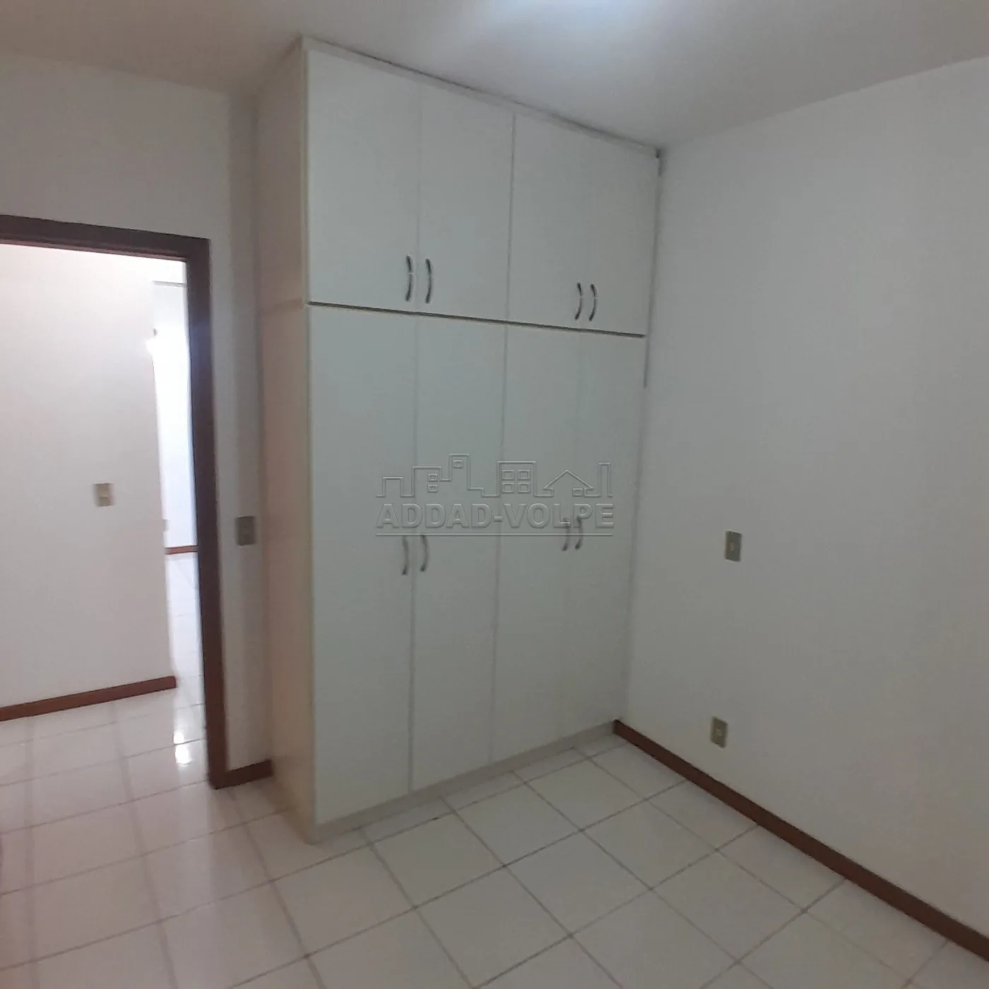 Alugar Apartamento / Padr&atilde;o em Bauru R$ 1.500,00 - Foto 6