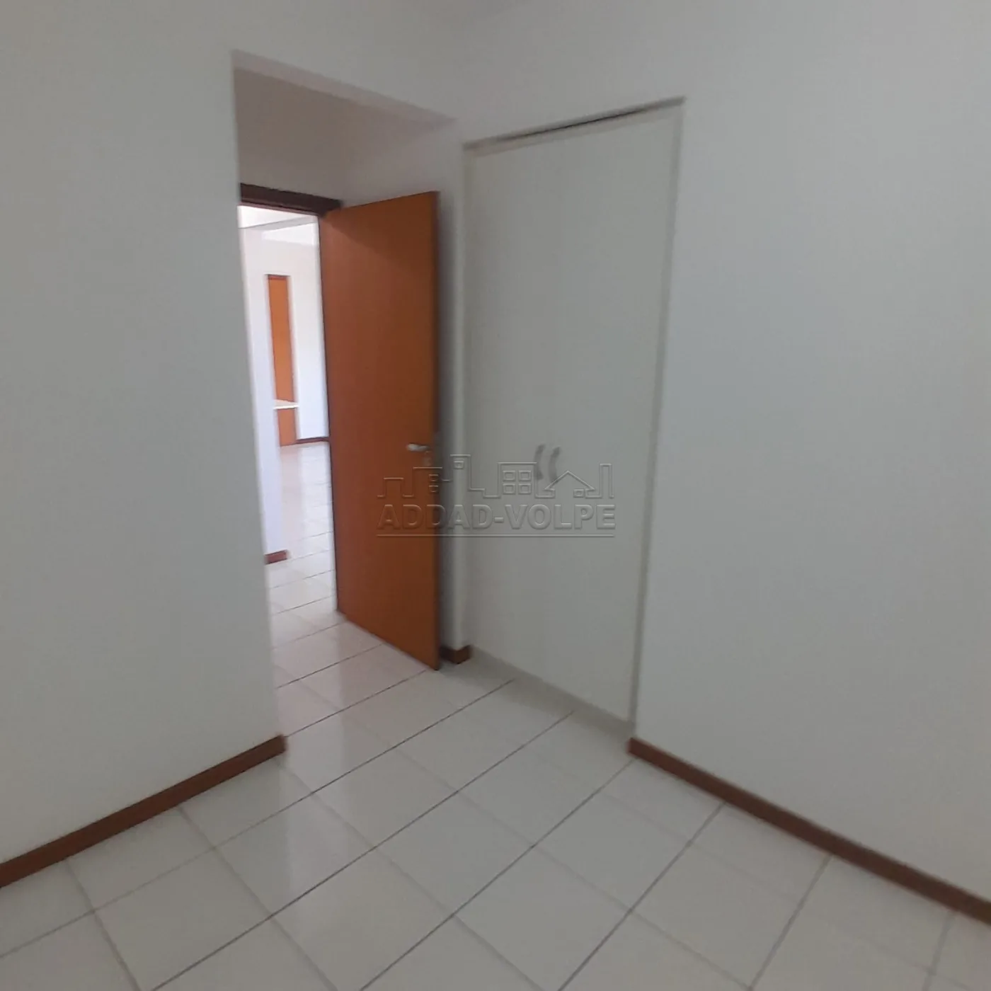 Alugar Apartamento / Padr&atilde;o em Bauru R$ 1.500,00 - Foto 4