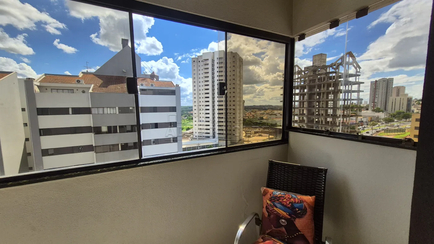 Comprar Apartamento / Padr&atilde;o em Bauru R$ 400.000,00 - Foto 2