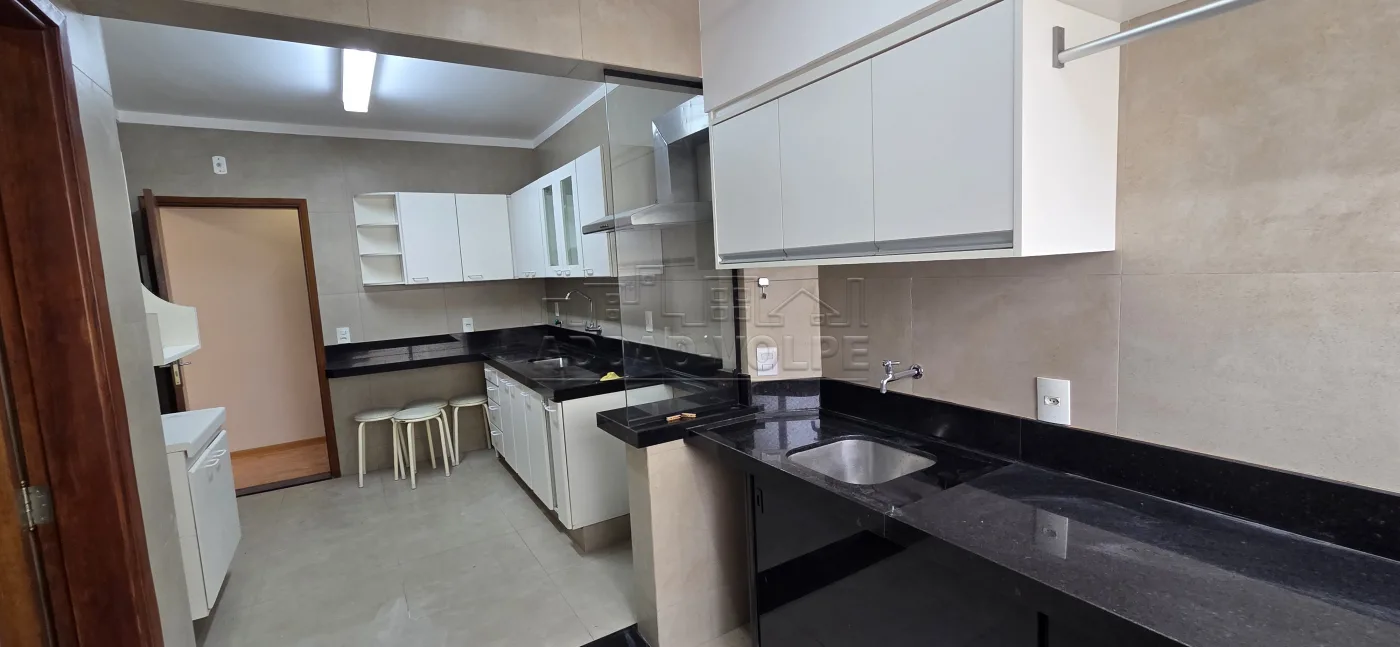 Alugar Apartamento / Padr&atilde;o em Bauru R$ 2.200,00 - Foto 9