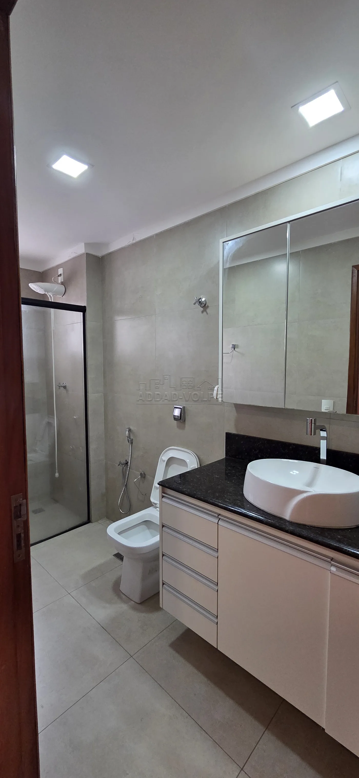 Alugar Apartamento / Padr&atilde;o em Bauru R$ 2.200,00 - Foto 10