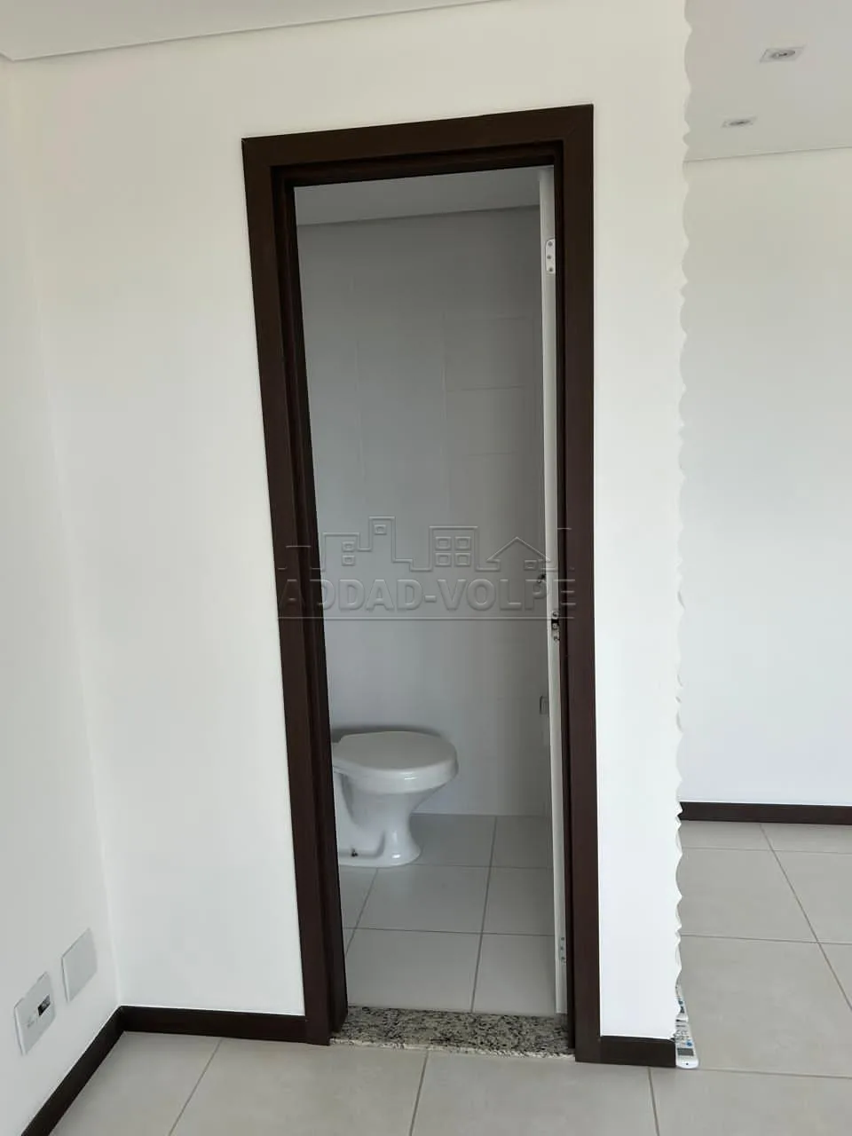 Alugar Comercial / Sala em Condom&iacute;nio em Bauru R$ 2.300,00 - Foto 2