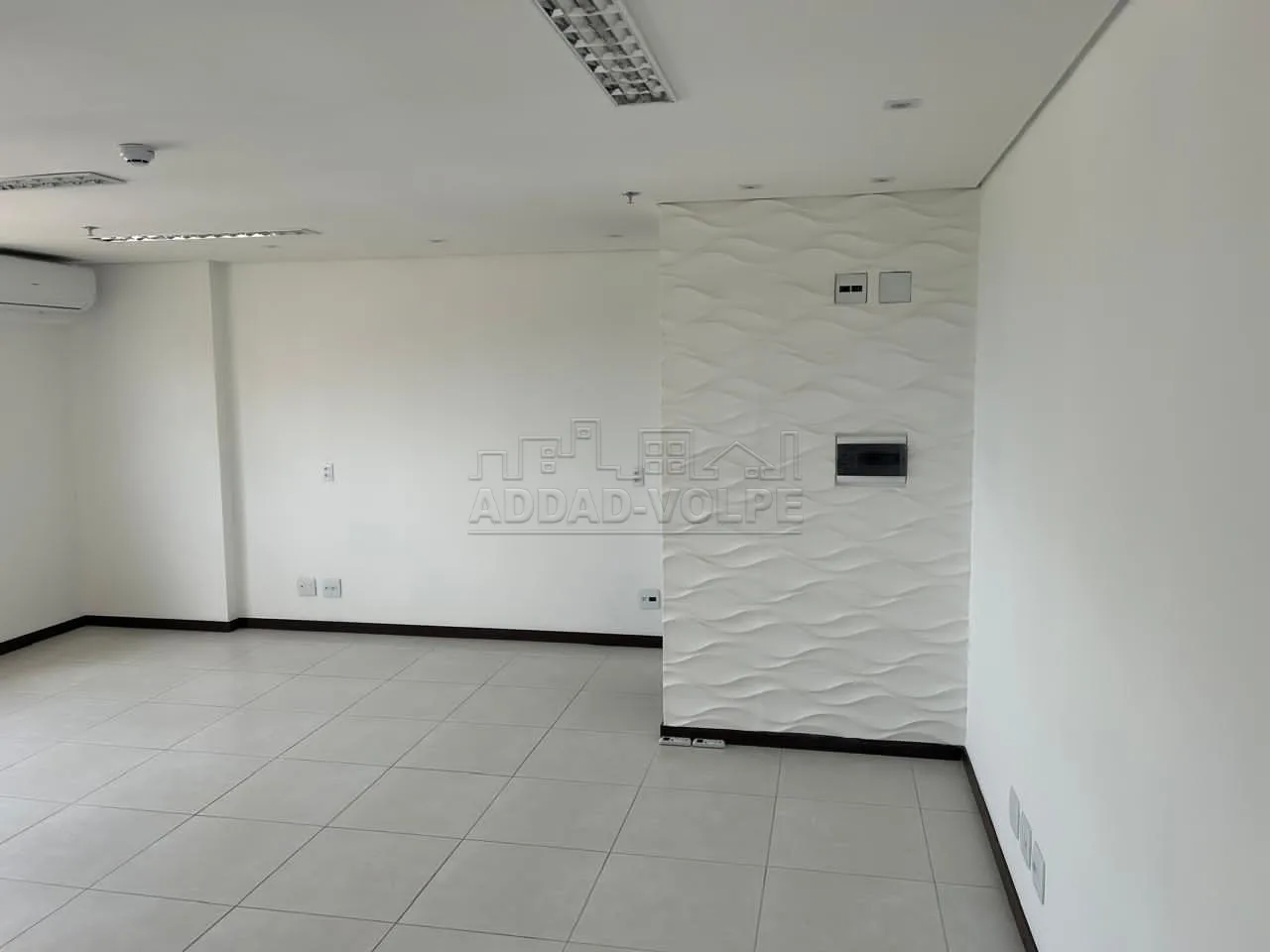 Alugar Comercial / Sala em Condom&iacute;nio em Bauru R$ 2.300,00 - Foto 6