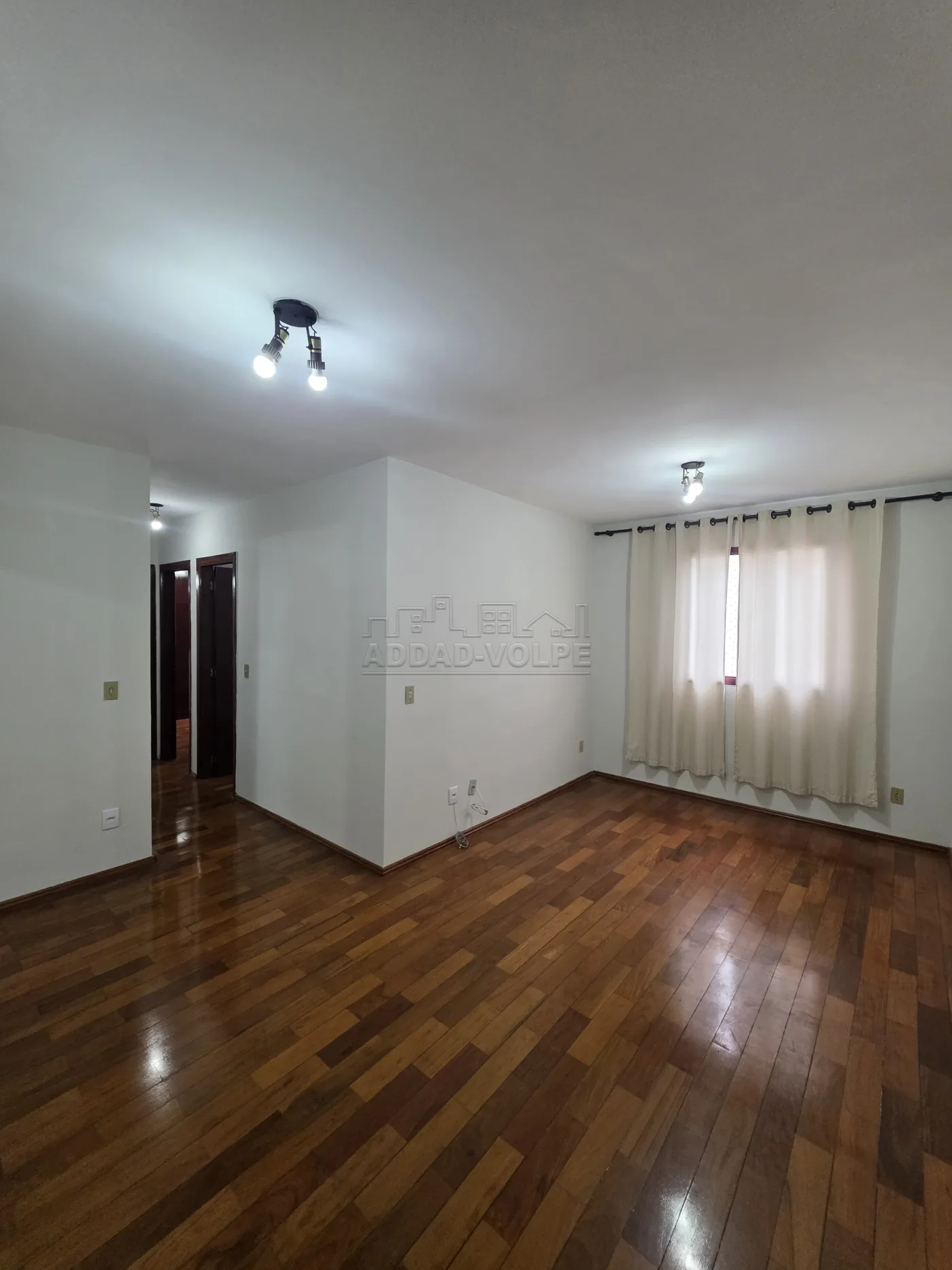 Alugar Apartamento / Padr&atilde;o em Bauru R$ 1.800,00 - Foto 1