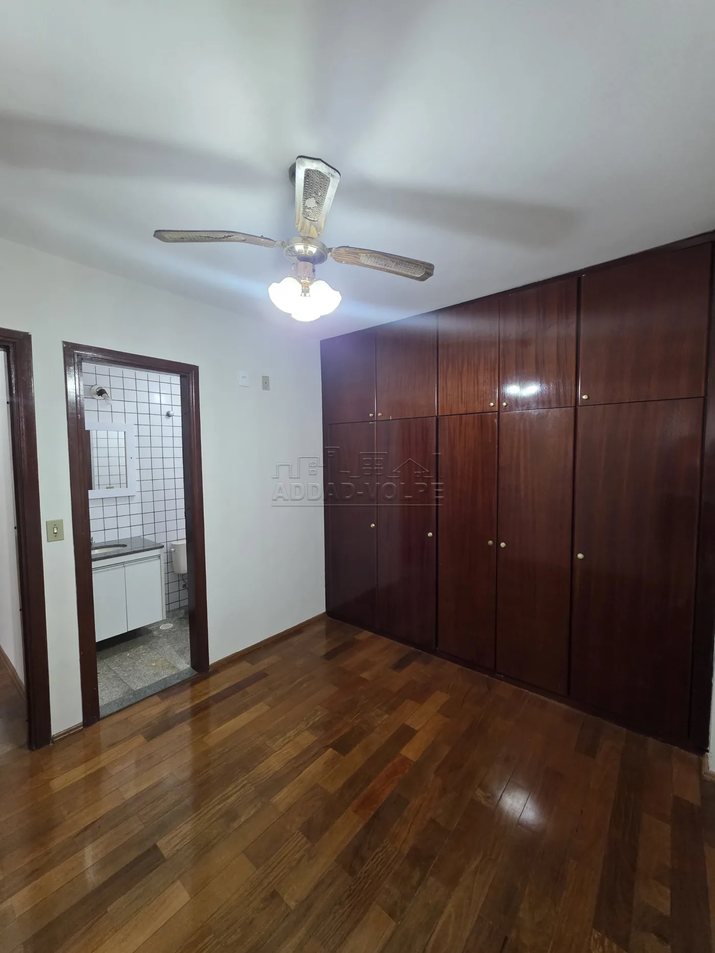 Alugar Apartamento / Padr&atilde;o em Bauru R$ 1.800,00 - Foto 4
