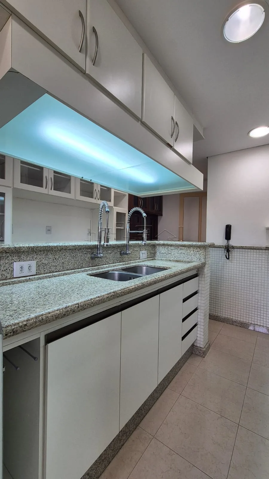Alugar Apartamento / Padr&atilde;o em Bauru R$ 3.500,00 - Foto 11