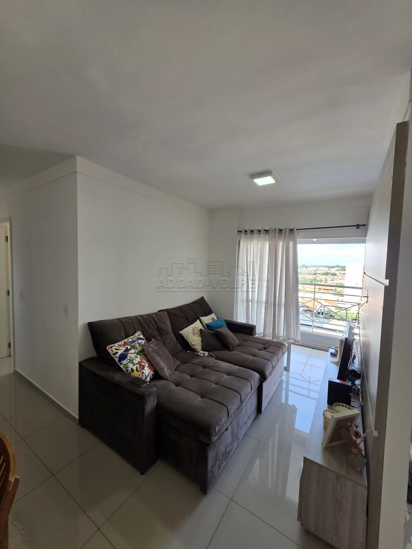 Comprar Apartamento / Padr&atilde;o em Bauru R$ 369.000,00 - Foto 2