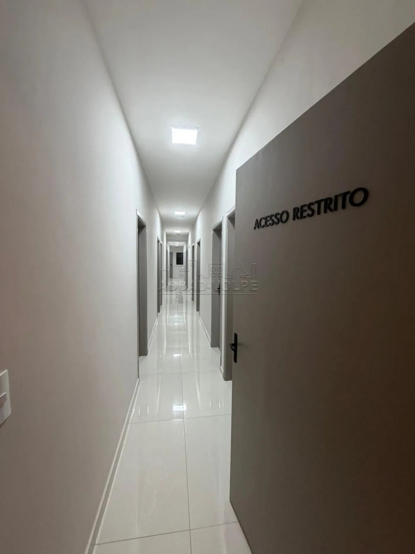 Alugar Comercial / Sala em Condom&iacute;nio em Bauru R$ 1.800,00 - Foto 10