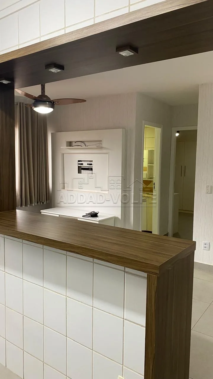 Alugar Apartamento / Padr&atilde;o em Bauru R$ 2.000,00 - Foto 2