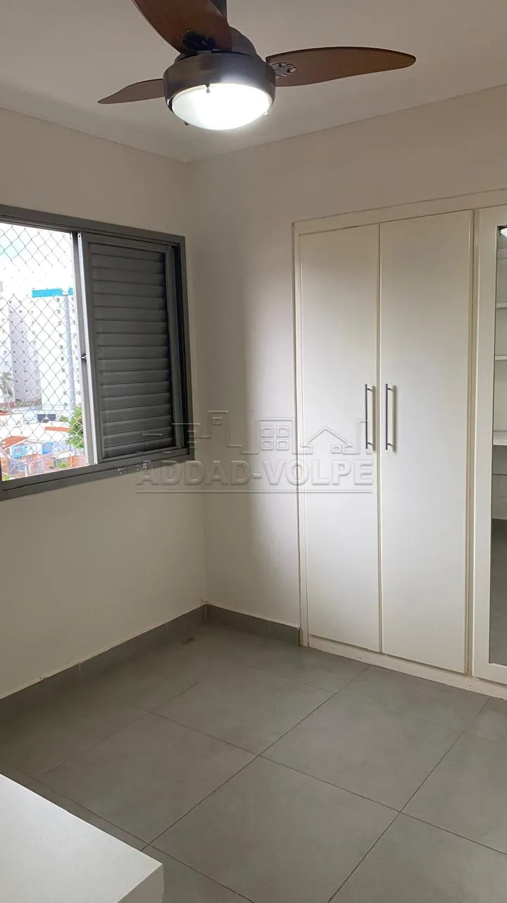 Alugar Apartamento / Padr&atilde;o em Bauru R$ 2.000,00 - Foto 9