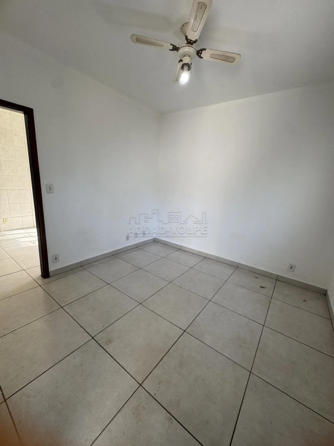 Alugar Casa / Padr&atilde;o em Bauru R$ 1.950,00 - Foto 4
